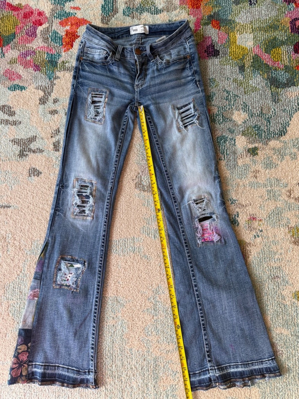BKE Stella Slim, Boot Cut, Low Rise Distressed Embroidered Patch Jeans